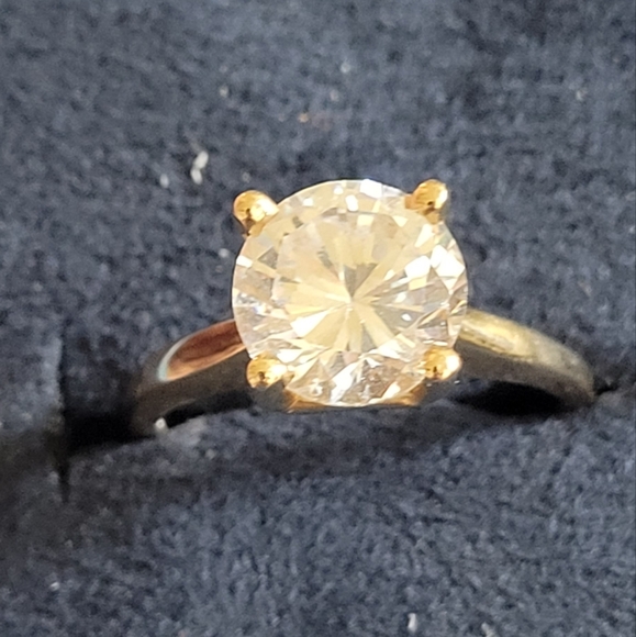 14k YG Solitaire Ring With Round 3ct Cubic Zirconia